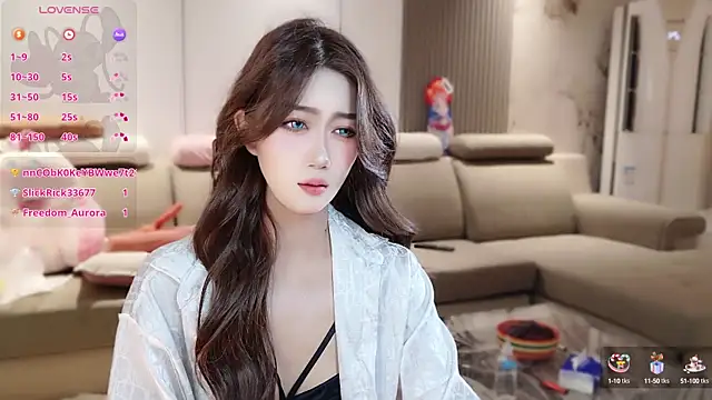 pinnnnnnk online show from September 2025 06:34:01 AM