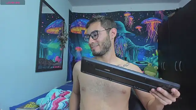 alexdesire online show from February 2026 08:41:02 PM