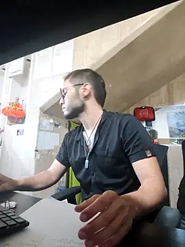 alexdesire online show from April 2026 10:05:02 PM