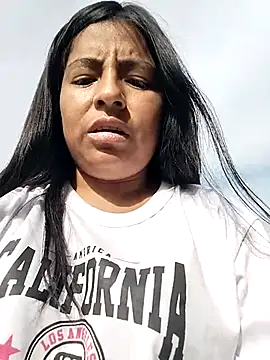 Danna-linyi online show from March 2026 08:52:02 PM