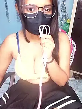 Snapshot of hinaa_khan chatting on September 2025 11:46:02 AM hinaa khan online show from September 2025 11:46:02 AM