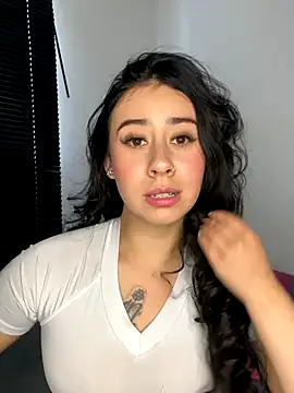 Snapshot of Zoee_t chatting on October 2025 10:02:01 PM Zoee t online show from October 2025 10:02:01 PM