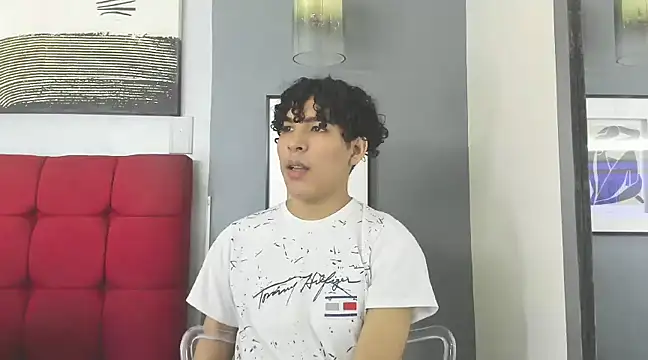  Natassia Dreams online show from March 2025 04:06:02 PM