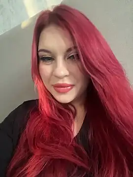 Snapshot of evaharve chatting on December 2025 06:15:01 AM evaharve online show from December 2025 06:15:01 AM