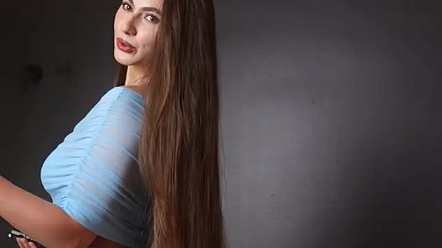 Snapshot of MuseSolis chatting on October 2025 09:38:01 PM MuseSolis online show from October 2025 09:38:01 PM