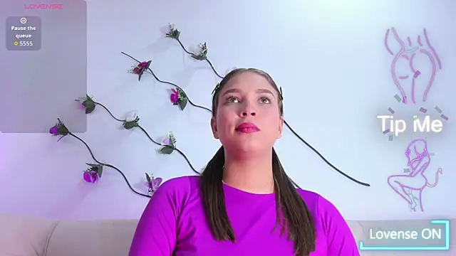 HaleyAmaya online show from January 2026 11:30:01 PM