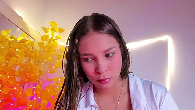Snapshot of HaleyAmaya chatting on June 2026 12:59:01 AM HaleyAmaya online show from June 2026 12:59:01 AM