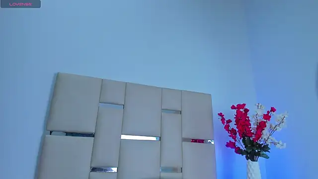 HaleyAmaya online show from November 2025 07:18:01 PM