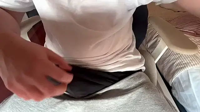 Axeeeeeeeeeeeel online show from February 2026 04:52:01 PM