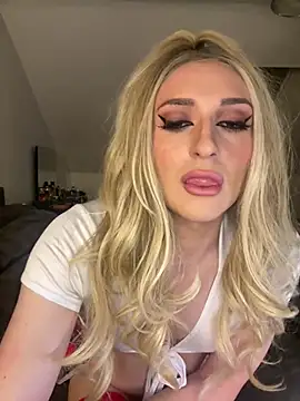 littlebambi26 online show from April 2026 11:23:02 PM