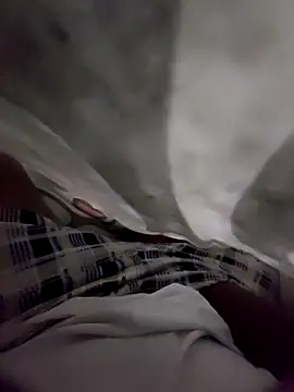 Sam123a online show from April 2026 07:18:01 PM