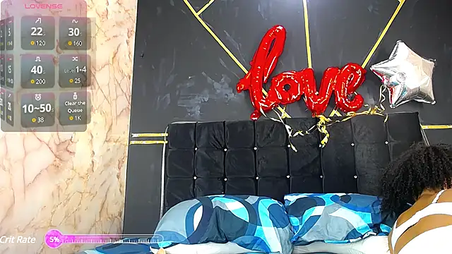 Snapshot of AmandaRobers chatting on March 2025 10:49:02 PM AmandaRobers online show from March 2025 10:49:02 PM