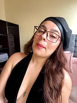 Gabriela-Parker  online show from September 2025 05:51:01 PM
