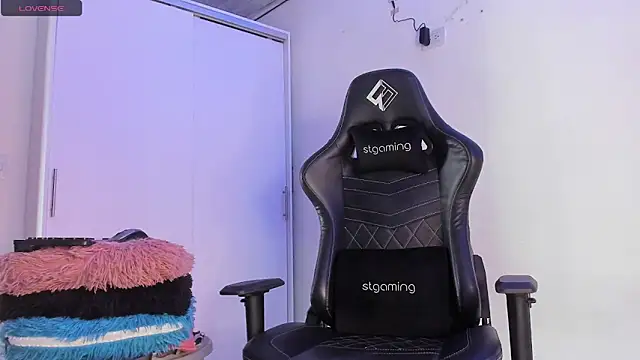 Dulce smith 1 online show from March 2026 09:53:01 PM