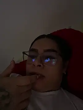 Snapshot of Dulce_smith_1 chatting on April 2026 12:19:01 AM Dulce smith 1 online show from April 2026 12:19:01 AM