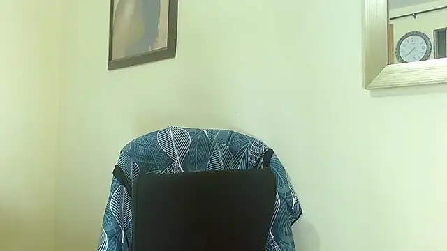 Snapshot of katerineleon chatting on September 2025 09:21:01 PM katerineleon online show from September 2025 09:21:01 PM