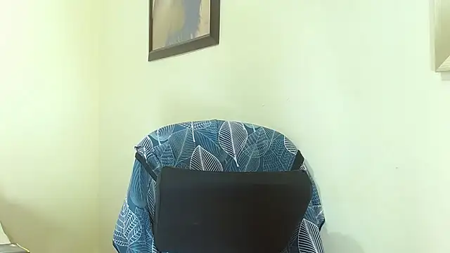 Snapshot of katerineleon chatting on November 2025 08:56:02 PM katerineleon online show from November 2025 08:56:02 PM