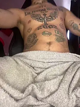 Junihn0 online show from January 2025 06:52:01 PM