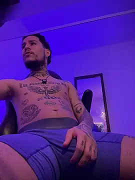 Junihn0 online show from October 2025 11:13:01 PM