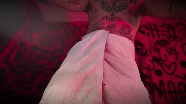 Junihn0 online show from February 2025 12:06:01 PM