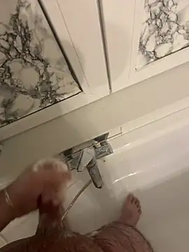 Loco42- online show from February 2025 09:25:02 PM