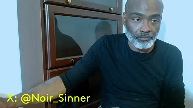 sinnernoir online show from May 2026 10:42:01 PM