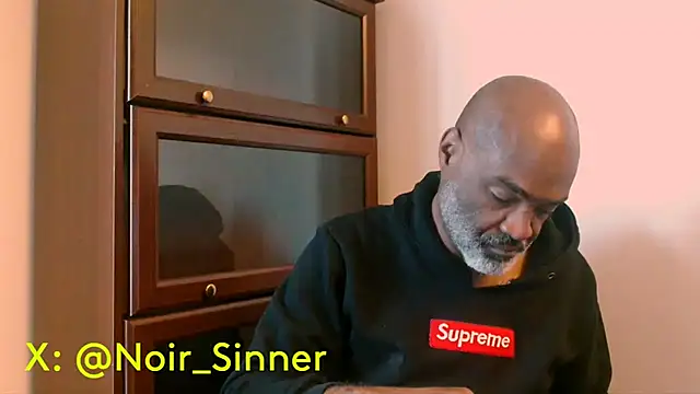 sinnernoir online show from May 2026 10:55:01 AM
