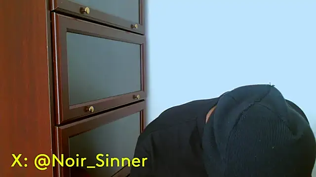 sinnernoir online show from May 2026 02:48:01 PM