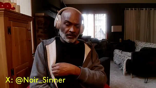 sinnernoir online show from March 2026 05:35:01 PM