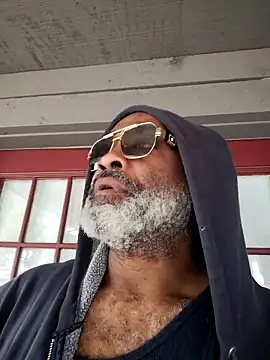 sinnernoir online show from March 2026 01:44:01 PM