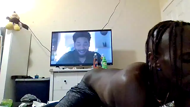 Shawtyblaque21 online show from August 2026 02:23:01 PM
