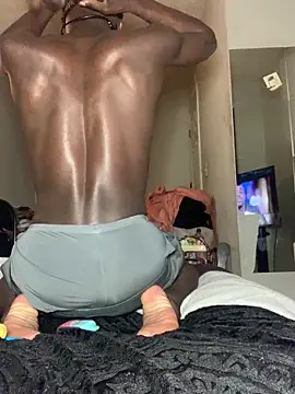 Shawtyblaque21 online show from March 2026 04:56:01 AM