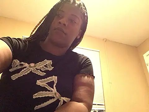 Snapshot of Eboni03 chatting on December 2024 12:07:02 AM Eboni03 online show from December 2024 12:07:02 AM