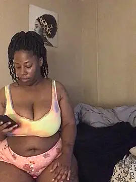 Snapshot of Eboni03 chatting on September 2025 08:09:01 AM Eboni03 online show from September 2025 08:09:01 AM