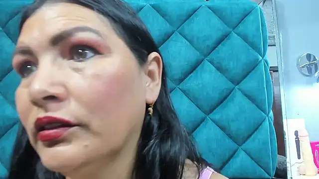 PENELOPELEWISs online show from September 2025 04:34:02 AM