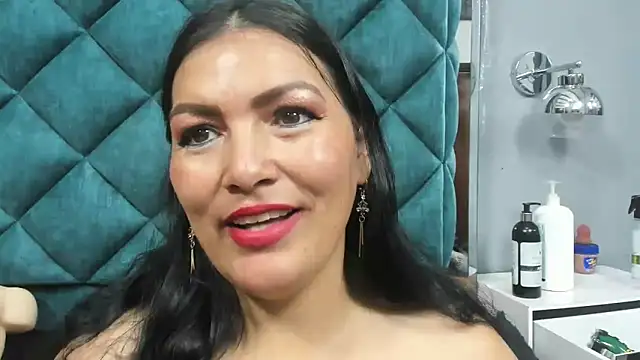 PENELOPELEWISs online show from March 2026 07:50:02 AM