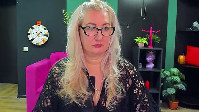 ChristyBrooks online show from February 2025 07:27:02 PM