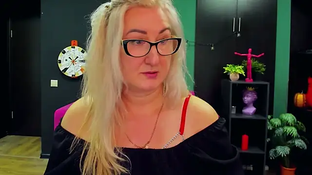 ChristyBrooks online show from March 2025 02:36:02 PM