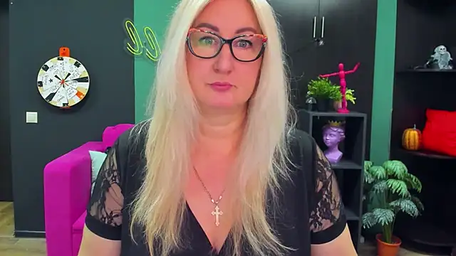 ChristyBrooks online show from February 2025 12:11:01 PM