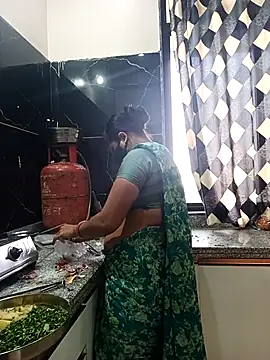 Cute-Aadhvita online show from February 2026 03:39:01 AM