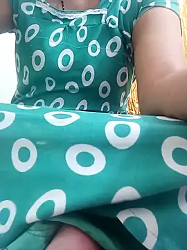 Snapshot of Cute-Aadhvita chatting on September 2025 07:47:02 AM Cute-Aadhvita online show from September 2025 07:47:02 AM