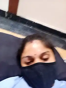 Cute-Aadhvita online show from May 2026 11:26:01 PM
