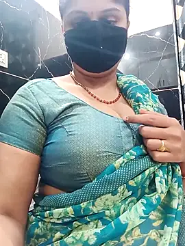 Cute-Aadhvita online show from February 2026 01:43:01 PM