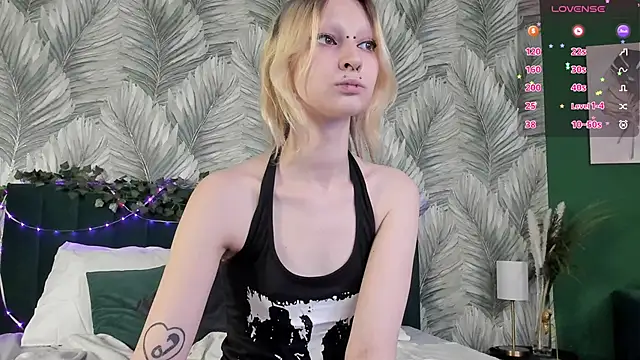 Lexy-Woorhez online show from November 2025 11:25:01 AM