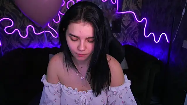 ShinyShyy online show from February 2025 10:21:01 AM