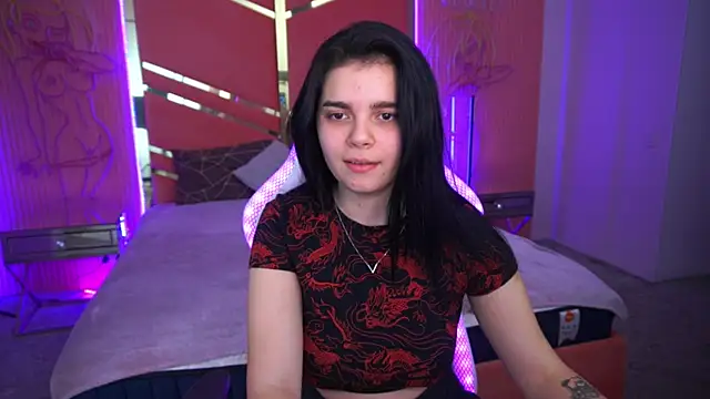 ShinyShyy online show from February 2025 10:08:02 AM