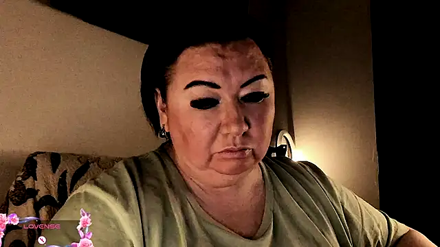 Snapshot of SexxyDreams1 chatting on October 2025 06:14:02 AM SexxyDreams1 online show from October 2025 06:14:02 AM