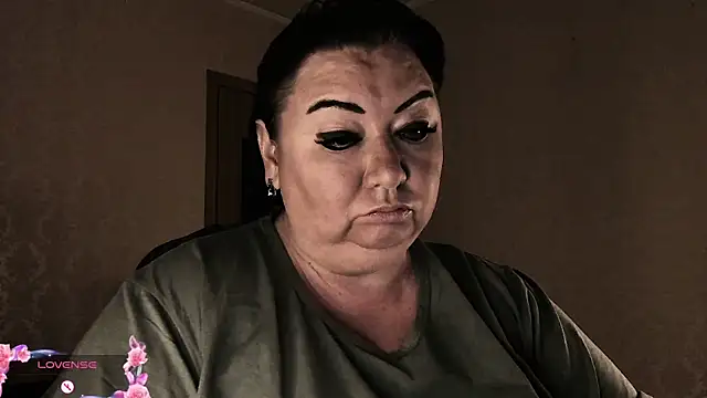 SexxyDreams1 online show from December 2025 07:06:01 PM