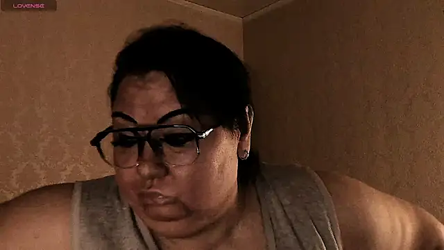 SexxyDreams1 online show from March 2026 01:43:02 AM