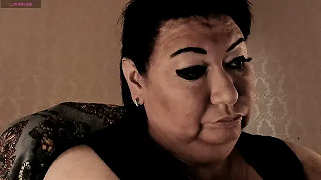 SexxyDreams1 online show from May 2026 04:05:01 AM